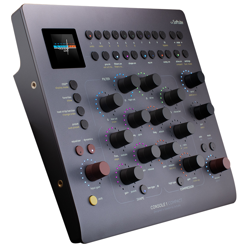 console1-compact
